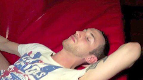 Used by Arab with XXL cock in Paris - CrunchBoy
