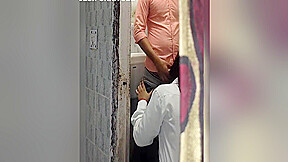 Viral Mms Teacher And student 18+ Caught In School Washroom