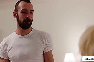Wealthy Shemale Throats And Fucks The Ass Of Guy Bed Seller With Gracie Jane