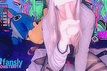 Webcam Girl Cumming And Squirting 5 Min