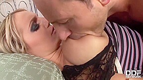 Wendy Star - Busty Wife Jannete Makes Her Big Tits Shake During Welcome Home Fuck 12 Min