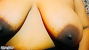 Wife Showing Big Boobs Desi Babhi