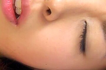 Wild Mai gets pounded like crazy in sleazy hotel