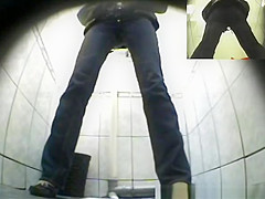 Woman spied by two peeing