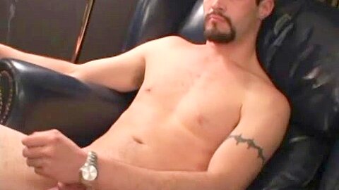 WorkinmenXXX Video: Str8 Plumber Beats Off