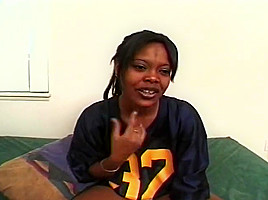 Xtacy Invites A Neighbor To An Afternoon Treat