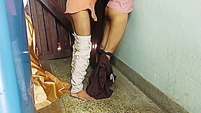 18 Years In Indian Virgin School Girl Ki First Time Fucking Video