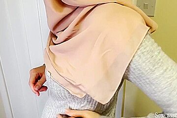 Young Muslim Pregnant Wife In Hijab Trained By Her Husbund On How To Please A Man