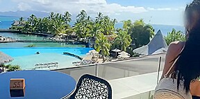 angela en vacances sexuelles a thaiti