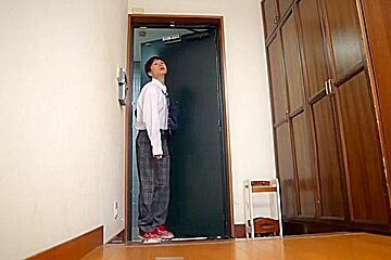 05640 beautiful Step sister-in-law and harem