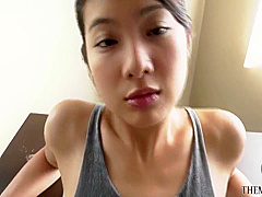 乗馬マシーンにまたがり大興奮～神前つかさ～[bfaz 002 003] 10 Min