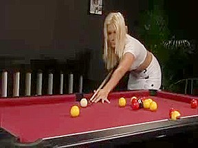 bilardo masasinda yasli adam sikikleri facesikis