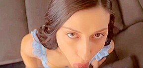 défilé en lingerie coquine avant une faciale