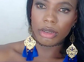ebon transsexual Waleska Sargenteli Beside large penis