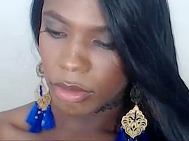 ebon transsexual Waleska Sargenteli Beside large penis