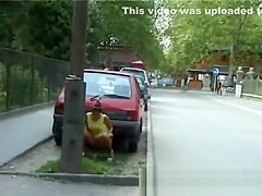 extreme public pissing
