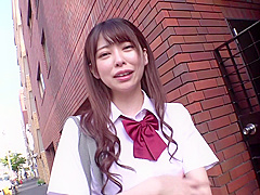 バイブの刺激に路上イキしちゃう敏感女子校生さんｗ