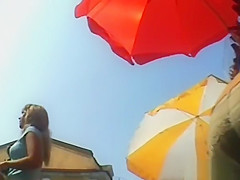 filmada por debajo de la falda - upskirts