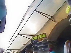 filmada por debajo de la falda - upskirts