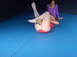 heroine wrestling