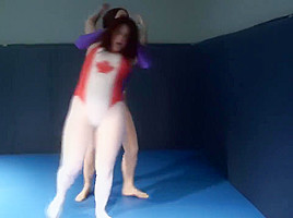 heroine wrestling