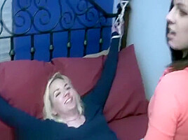 lexi tanting tickle on jessie