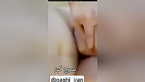 کون دادن داف ایرانی ، داف اسمی اینستا قمبل کرده و منتظر کیره پسره هم نامردی نمیکنه کونشو پاره میکنه