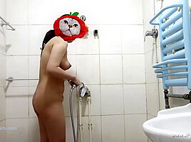 peeping chinese bath 76
