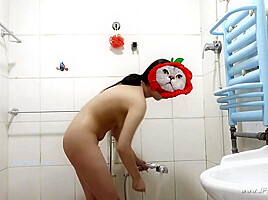 peeping chinese bath 76