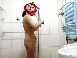peeping chinese bath 76