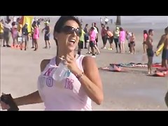 quick milf beach spy running huge tits 13