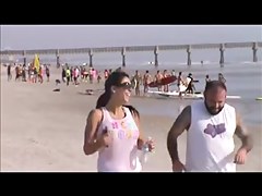 quick milf beach spy running huge tits 13