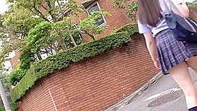 ぐっすり眠っているむちむちボディ女子をハメる