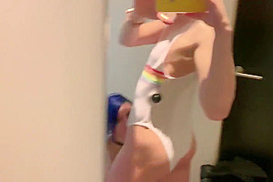 sucked off a translady in a dressing room