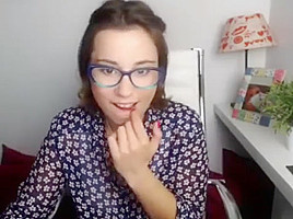 teen 18+ girl solo
