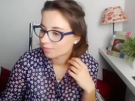 teen 18+ girl solo