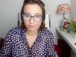 teen 18+ girl solo