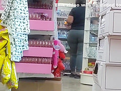 thick candid series(damn)