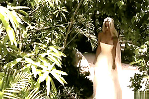 wild Bride Has A giant Secret (HD)