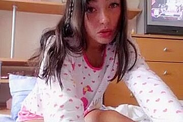 young_yeti dilettante record 07/05/15 on 09:40 from MyFreecams